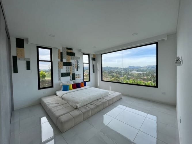 Casa de 4 alcobas en venta en Pantanillo, El Retiro, 361 m² · foto 15 de 21