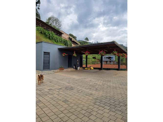 Casa de 4 alcobas en venta en San Isidro, La Estrella, 350 m² · foto 13 de 24