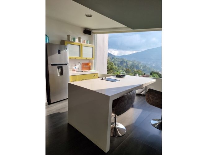 Casa de 4 alcobas en venta en San Isidro, La Estrella, 350 m² · foto 17 de 24