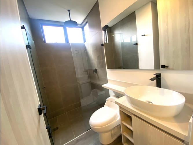 Apartamento de 1 alcoba en venta en Los Balsos, Medellín, 89 m² · foto 13 de 21