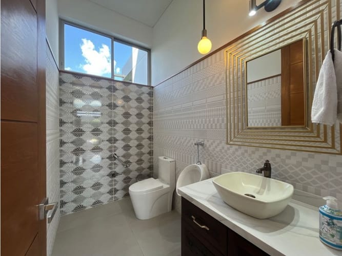 Casa de 4 alcobas en venta en Llano Grande, Rionegro, 600 m² · foto 13 de 17