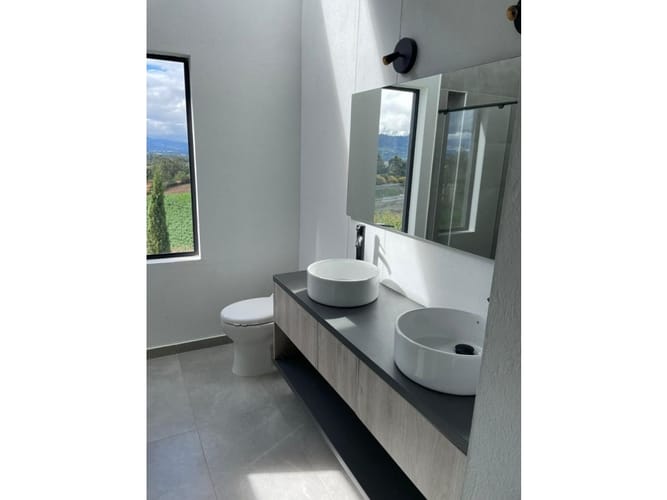 Casa de 3 alcobas en venta en El Carmen De Viboral, El Carmen de Viboral, 300 m² · foto 4 de 15