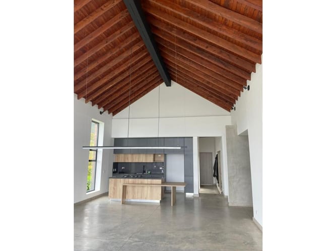 Casa de 3 alcobas en venta en El Carmen De Viboral, El Carmen de Viboral, 300 m² · foto 8 de 15