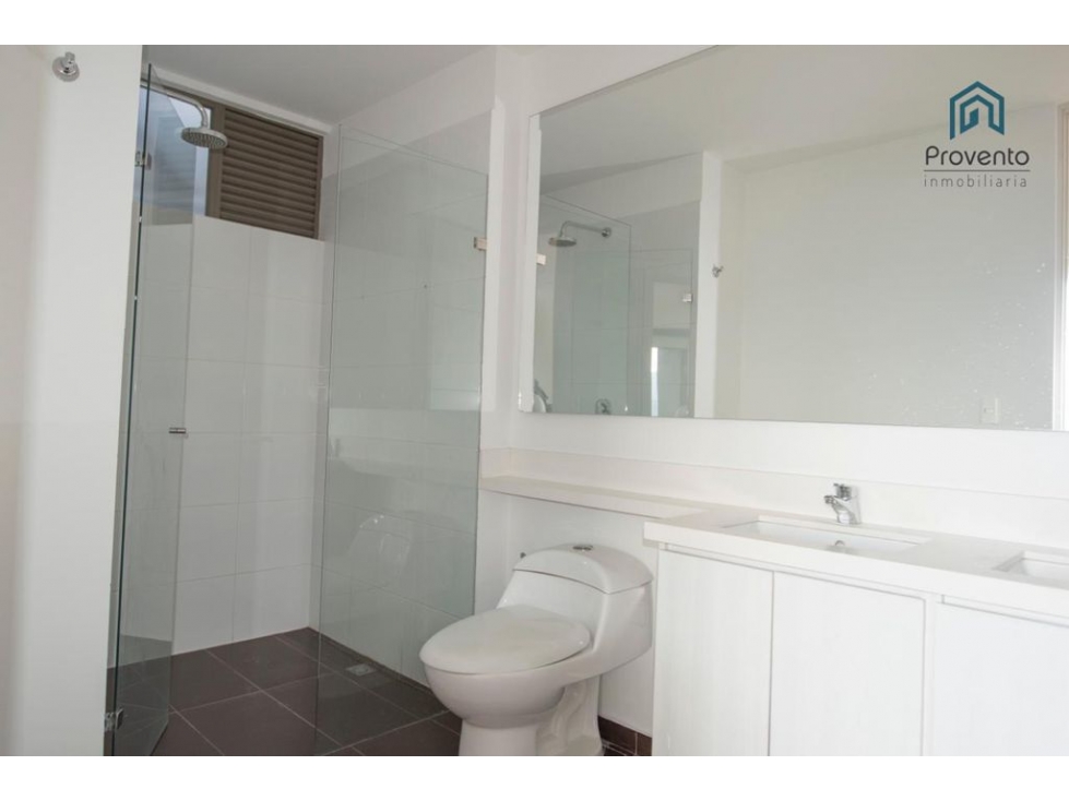 Apartamento en venta en Altos Del Poblado, Medellín · foto 8 de 10