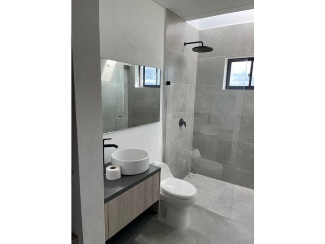 Casa de 3 alcobas en venta en El Carmen De Viboral, El Carmen de Viboral, 300 m² · foto 11 de 15