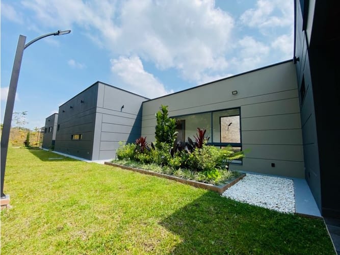 Casa de 4 alcobas en venta en San Nicolas, Rionegro, 460 m² · foto 15 de 24
