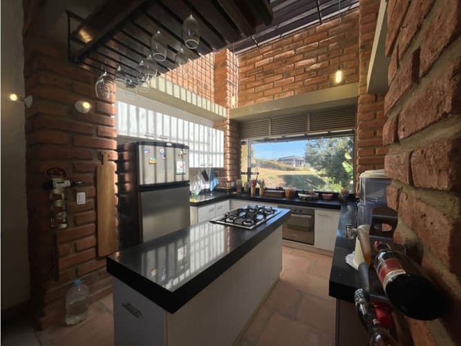 Casa de 3 alcobas en venta en Vía Las Palmas, Envigado, 300 m² · foto 13 de 18