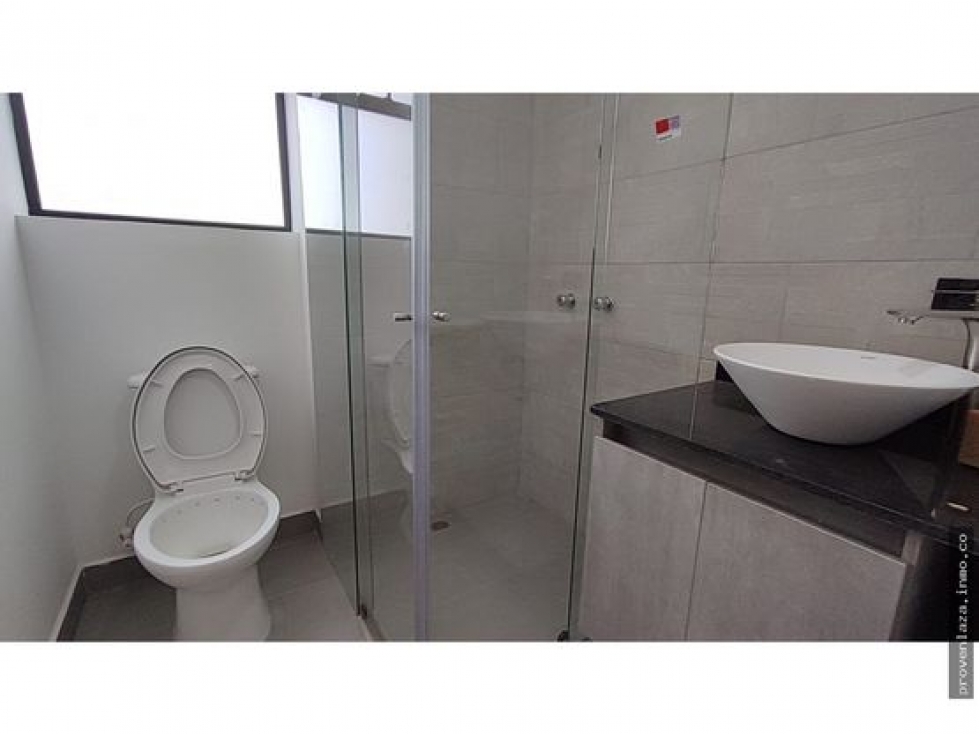 Casa de 3 alcobas en venta en Centro, Rionegro, 225 m² · foto 8 de 19