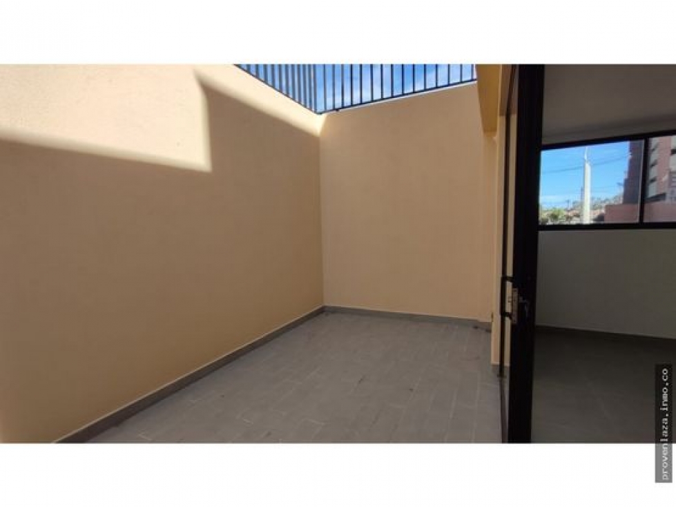 Casa de 3 alcobas en venta en Centro, Rionegro, 225 m² · foto 17 de 19