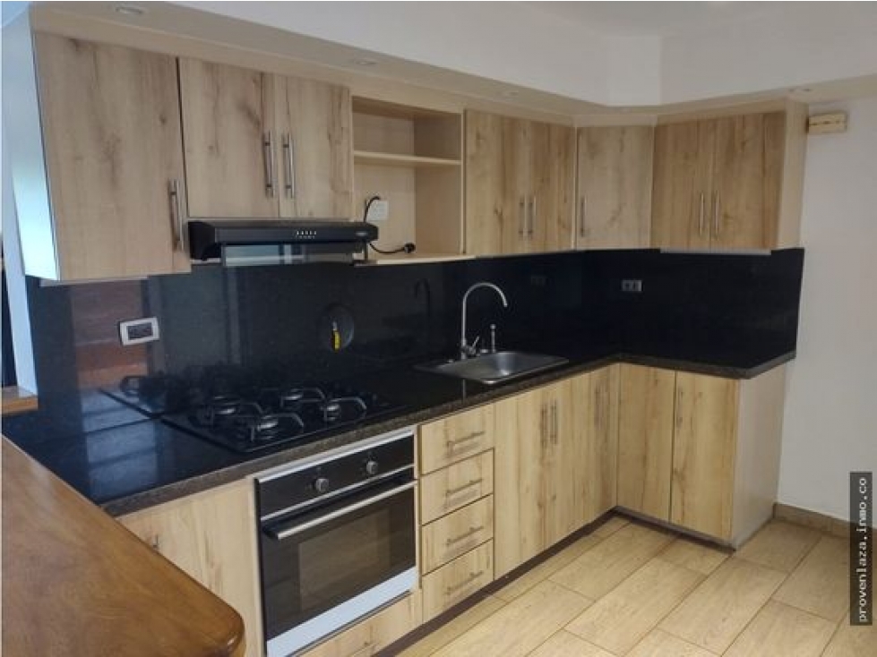 Casa de 3 alcobas en venta en San Antonio De Pereira, Rionegro, 140 m² · foto 8 de 9