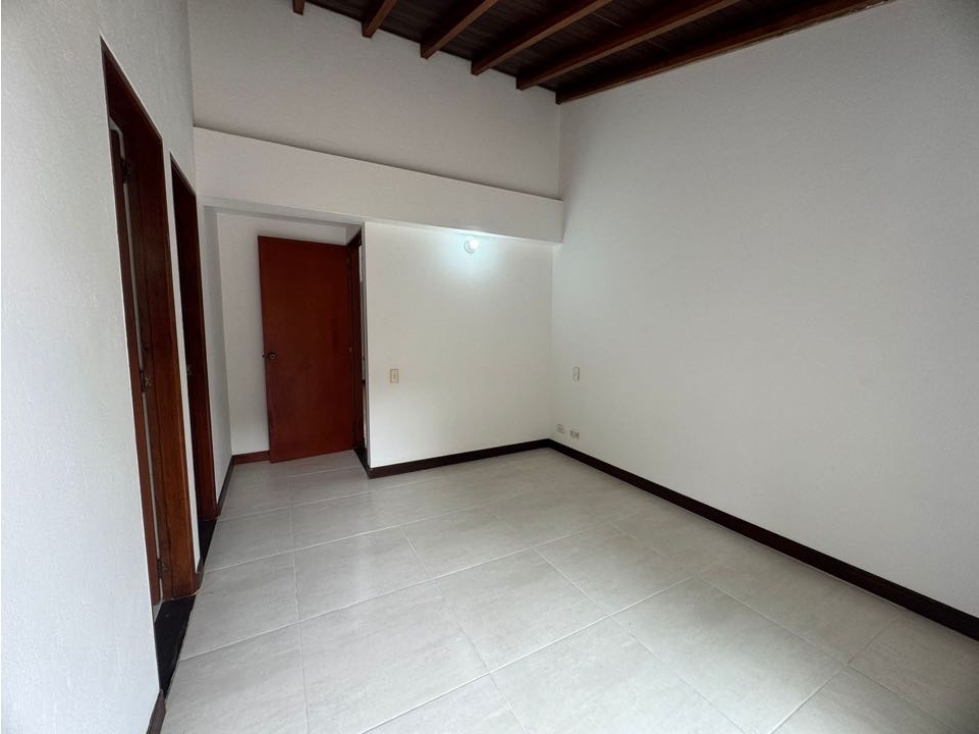 Casa en venta en Zona Centro, Envigado · foto 7 de 24