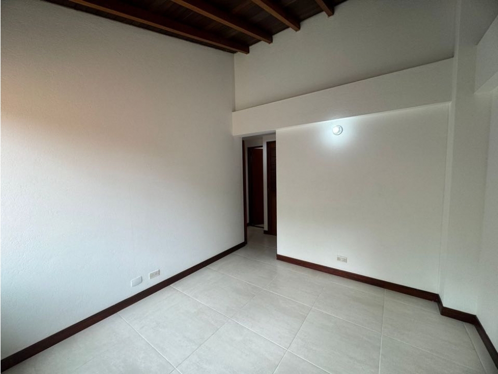 Casa en venta en Zona Centro, Envigado · foto 19 de 24
