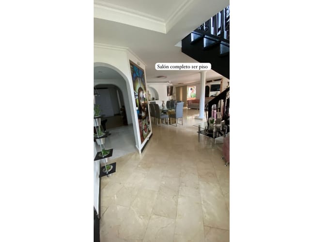 Casa de 4 alcobas en venta en El Poblado, Medellín, 332 m² · foto 13 de 19