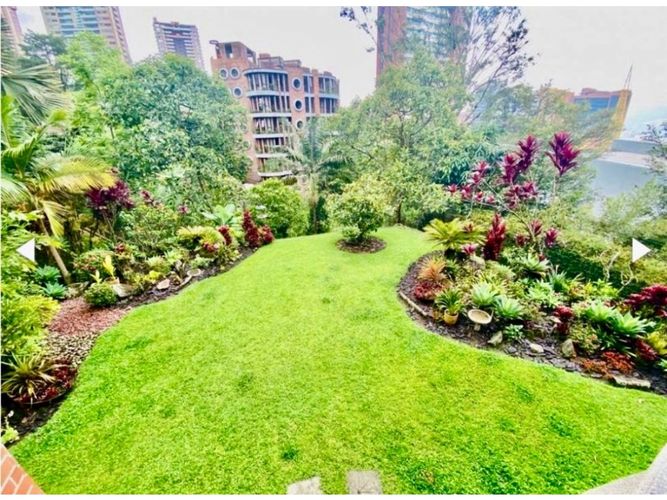 Casa de 4 alcobas en venta en La Calera, Medellín, 440 m² · foto 3 de 24