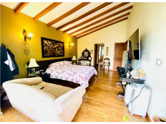 Casa de 4 alcobas en venta en La Calera, Medellín, 440 m² · foto 14 de 24