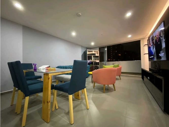 Apartamento en venta en El Poblado, Medellín · foto 6 de 13