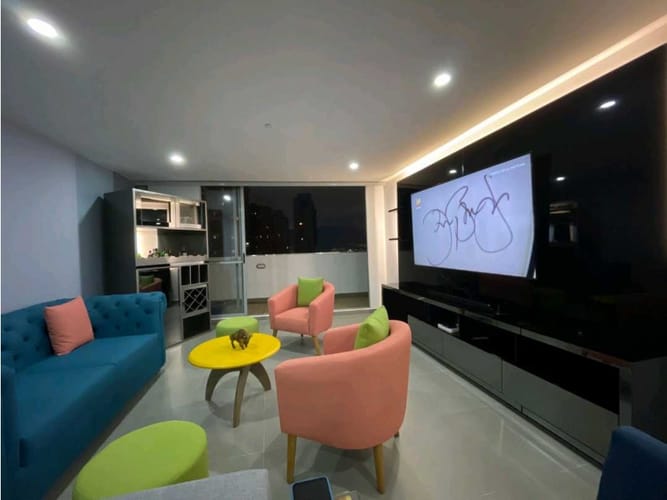 Apartamento en venta en El Poblado, Medellín · foto 7 de 13