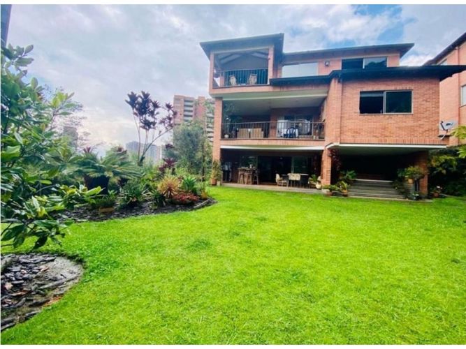 Casa de 4 alcobas en venta en La Calera, Medellín, 440 m² · foto 24 de 24