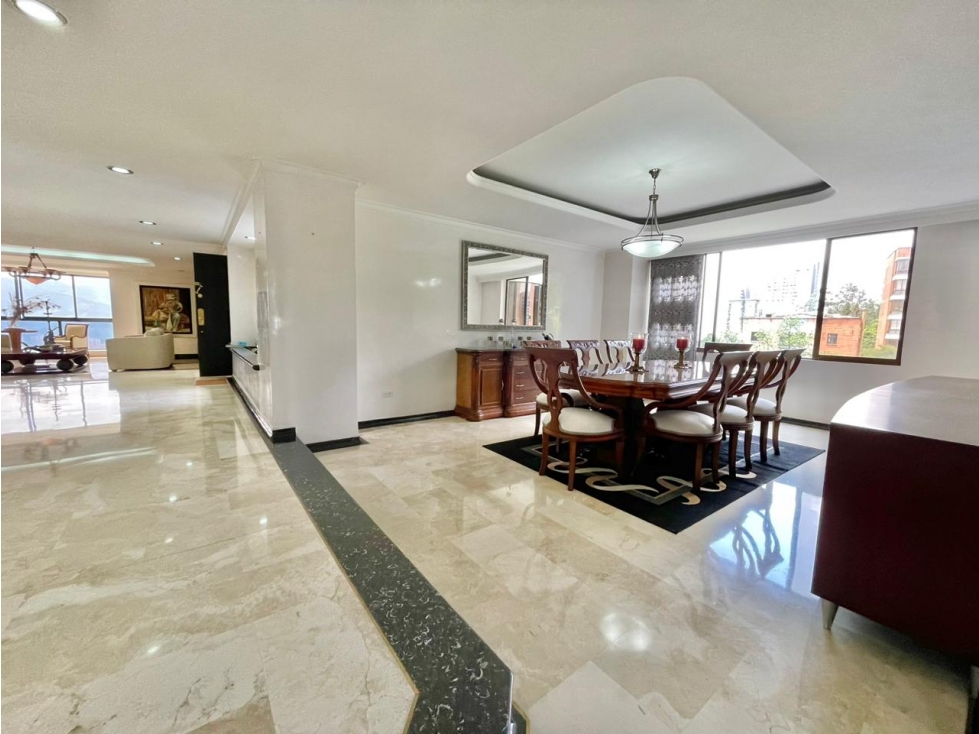 Apartamento en venta en El Poblado, Medellín · foto 2 de 23