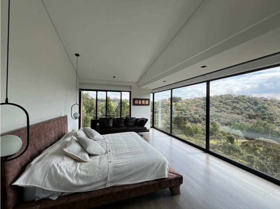 Casa en venta en Santa Catalina, Envigado · foto 2 de 24
