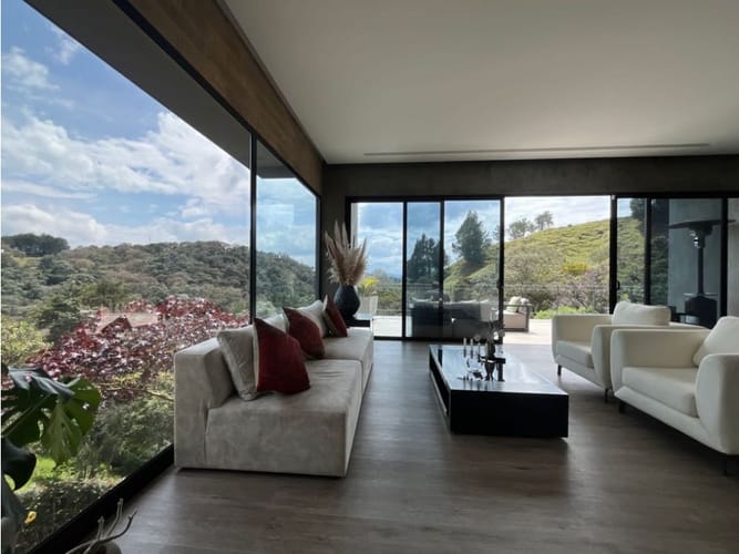 Casa en venta en Santa Catalina, Envigado · foto 10 de 24