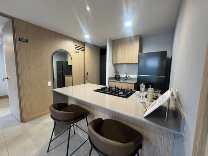 Apartamento de 1 alcoba en venta en Las Lomitas, Sabaneta, 55 m² · foto 3 de 22