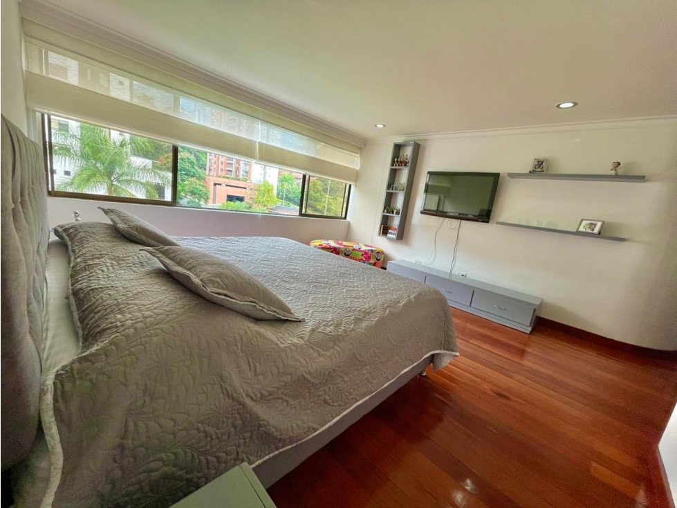 Apartamento en venta en El Poblado, Medellín · foto 14 de 23