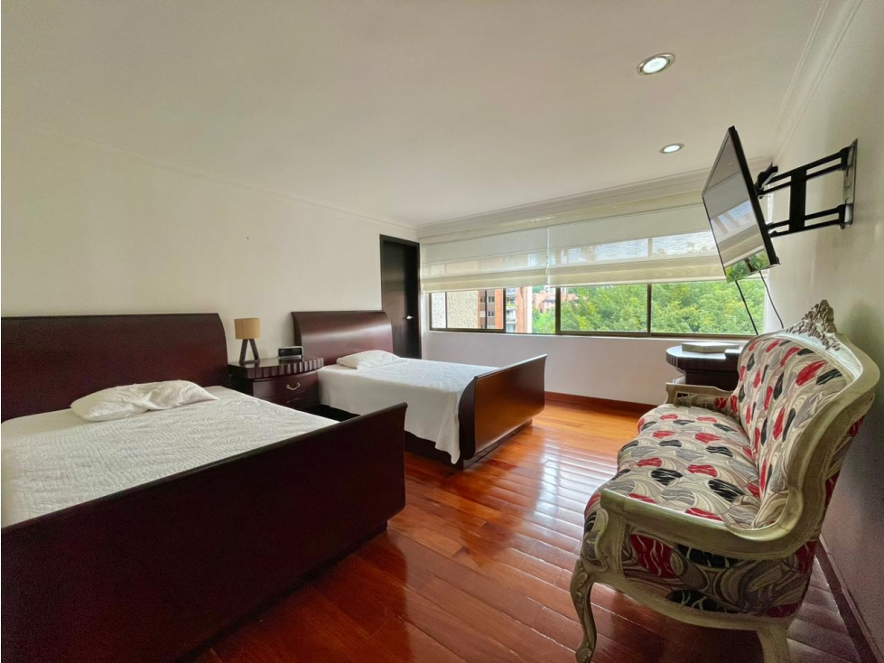 Apartamento en venta en El Poblado, Medellín · foto 15 de 23