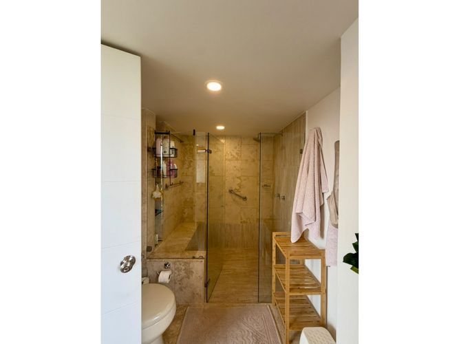 Apartamento de 2 alcobas en venta en Los Balsos, Medellín, 170 m² · foto 18 de 23