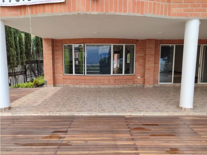 Casa de 5 alcobas en venta en El Tesoro, Medellín, 430 m² · foto 6 de 24