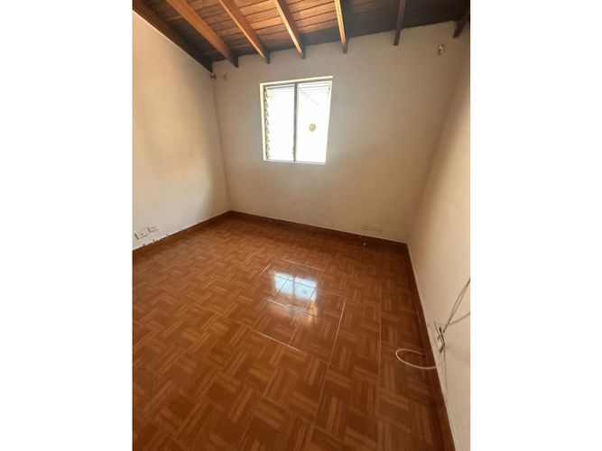 Casa de 4 alcobas en venta en Urbanizacion Villas Del Parque, Medellín, 210 m² · foto 22 de 24