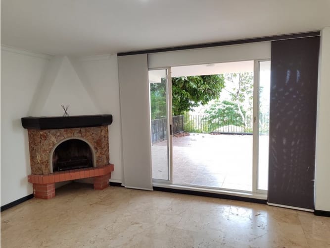 Casa de 5 alcobas en venta en El Tesoro, Medellín, 430 m² · foto 14 de 24