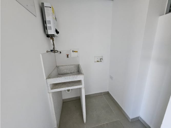 Apartamento en venta en Centro, Itagüí · foto 11 de 18