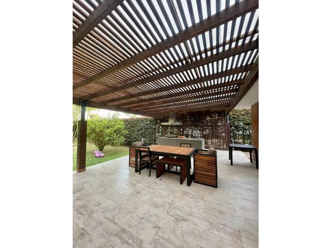 Casa de 4 alcobas en venta en Gualanday, Rionegro, 360 m² · foto 17 de 19