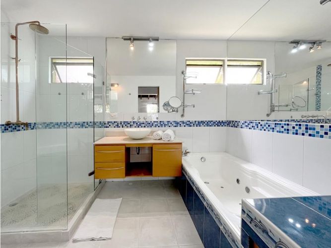 Casa de 4 alcobas en venta en Escobero, Envigado, 300 m² · foto 14 de 24