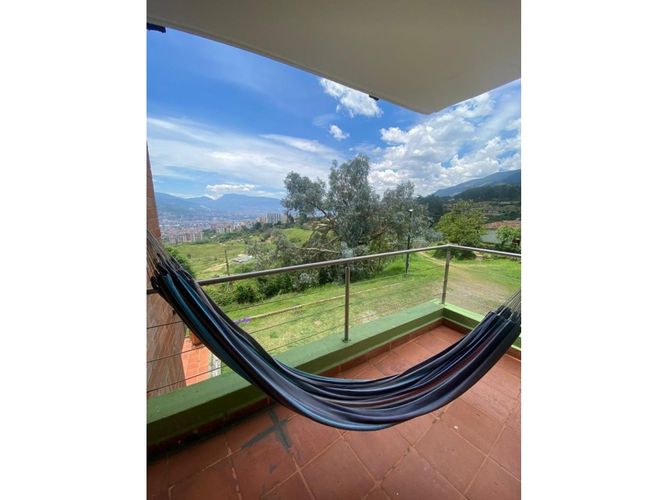 Casa de 4 alcobas en venta en Escobero, Envigado, 300 m² · foto 18 de 24