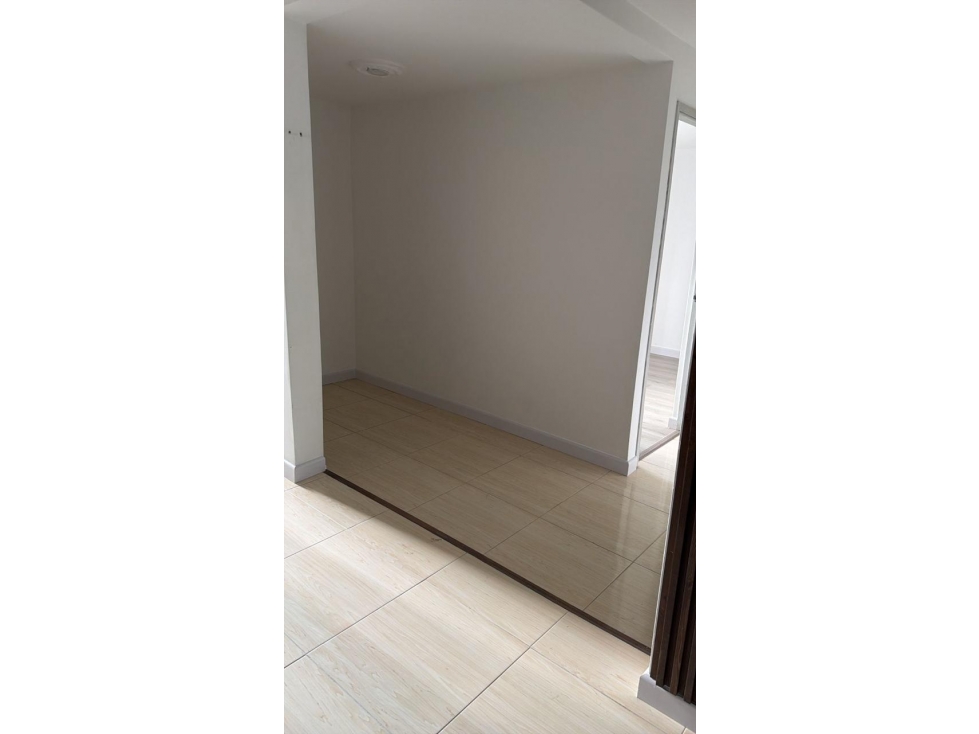 Apartamento en venta en Suramérica, La Estrella · foto 11 de 14