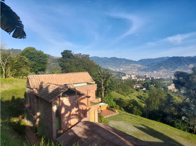Casa de 4 alcobas en venta en Escobero, Envigado, 300 m² · foto 22 de 24