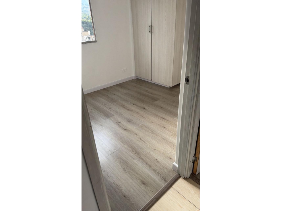 Apartamento en venta en Suramérica, La Estrella · foto 12 de 14