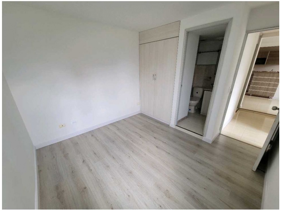 Apartamento en venta en Suramérica, La Estrella · foto 14 de 14