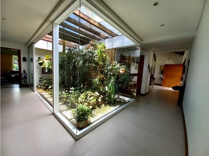 Casa de 4 alcobas en venta en Llano Grande, Rionegro, 386 m² · foto 6 de 17