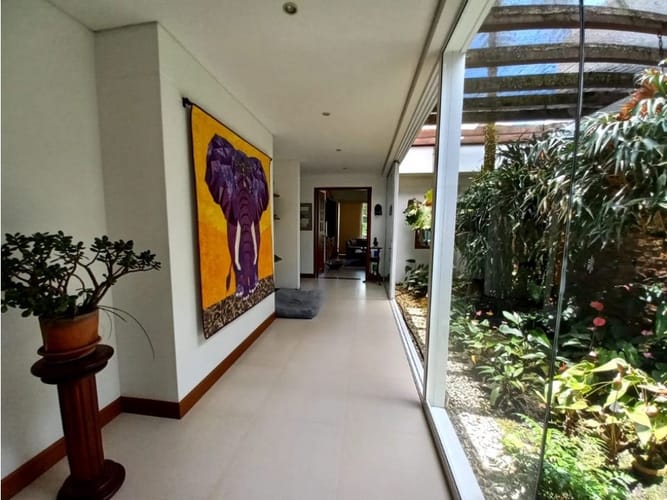 Casa de 4 alcobas en venta en Llano Grande, Rionegro, 386 m² · foto 9 de 17