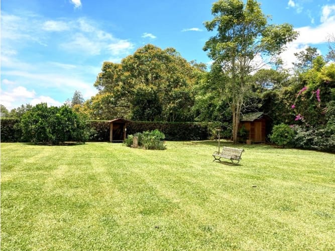 Casa de 4 alcobas en venta en Llano Grande, Rionegro, 386 m² · foto 15 de 17