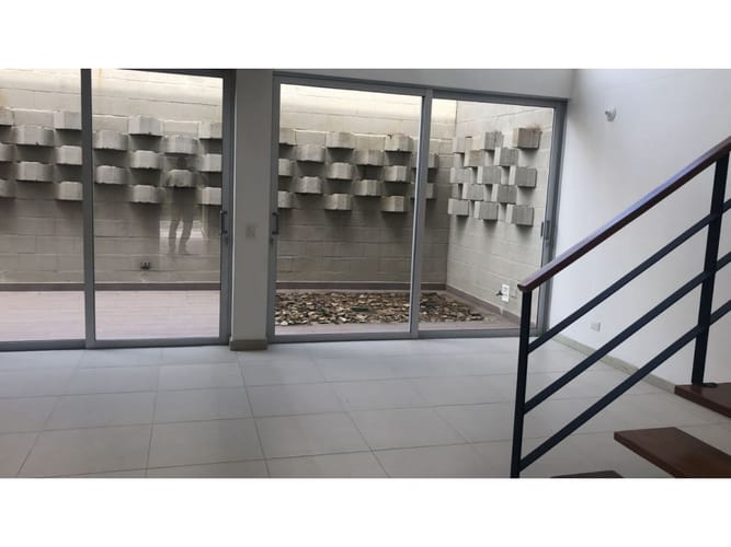 Casa de 3 alcobas en venta en Llano Grande, Rionegro, 167 m² · foto 2 de 6