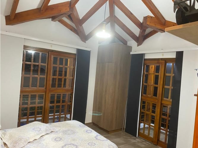 Casa de 4 alcobas en venta en La Industrial, Marinilla, 188 m² · foto 23 de 24