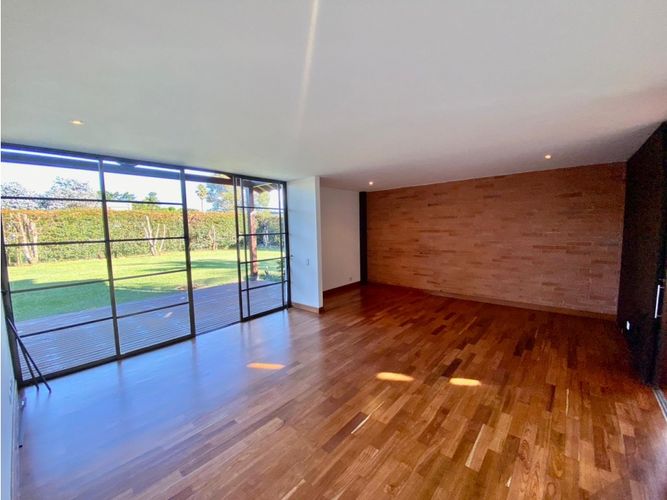 Casa de 4 alcobas en venta en Llano Grande, Rionegro, 360 m² · foto 14 de 24