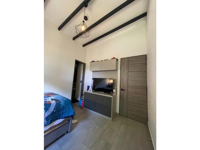 Casa de 5 alcobas en venta en Sabaneta Real, Sabaneta, 315 m² · foto 9 de 24