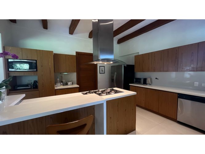 Casa de 3 alcobas en venta en Llano Grande, Rionegro, 450 m² · foto 7 de 23