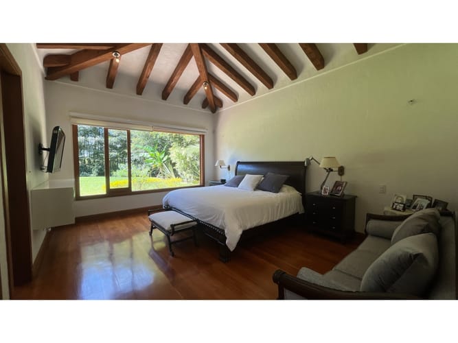 Casa de 3 alcobas en venta en Llano Grande, Rionegro, 450 m² · foto 12 de 23