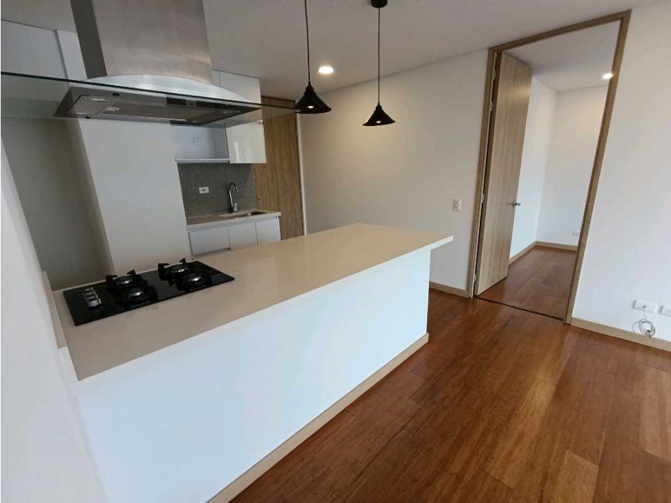 Apartamento en venta en El Campestre, Medellín · foto 4 de 14